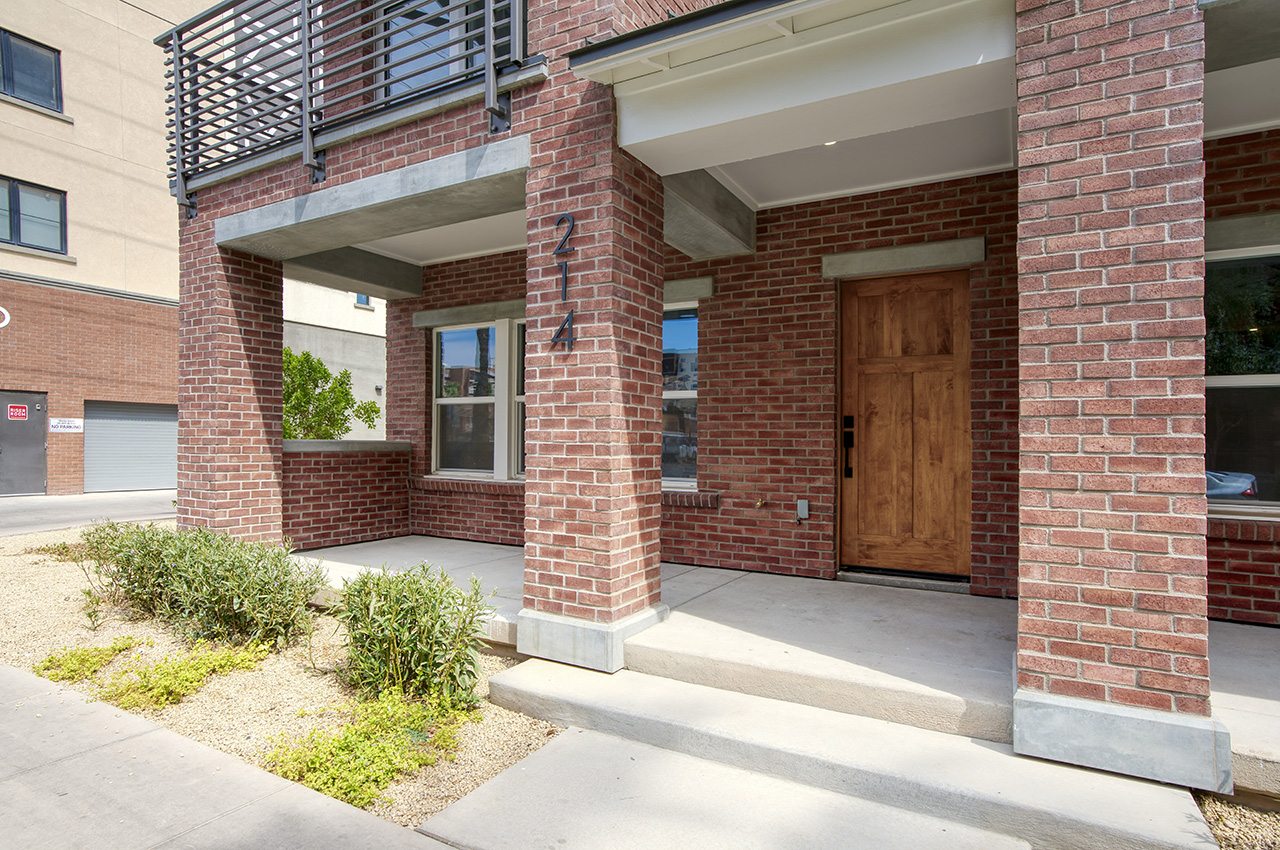 The Writer's Residence, 214 W McKinley St