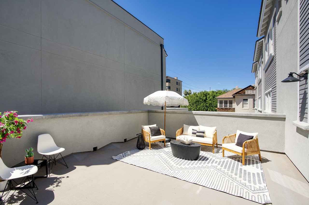 Rooftop patio with downtown Phoenix skyline views, 804 N 2nd Ave — Model Home