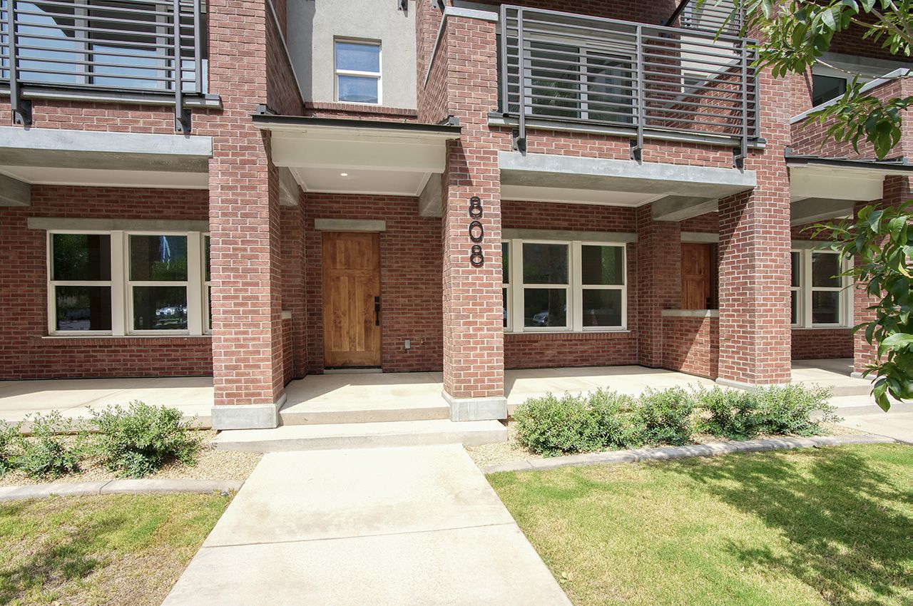 808 N 2nd Ave exterior