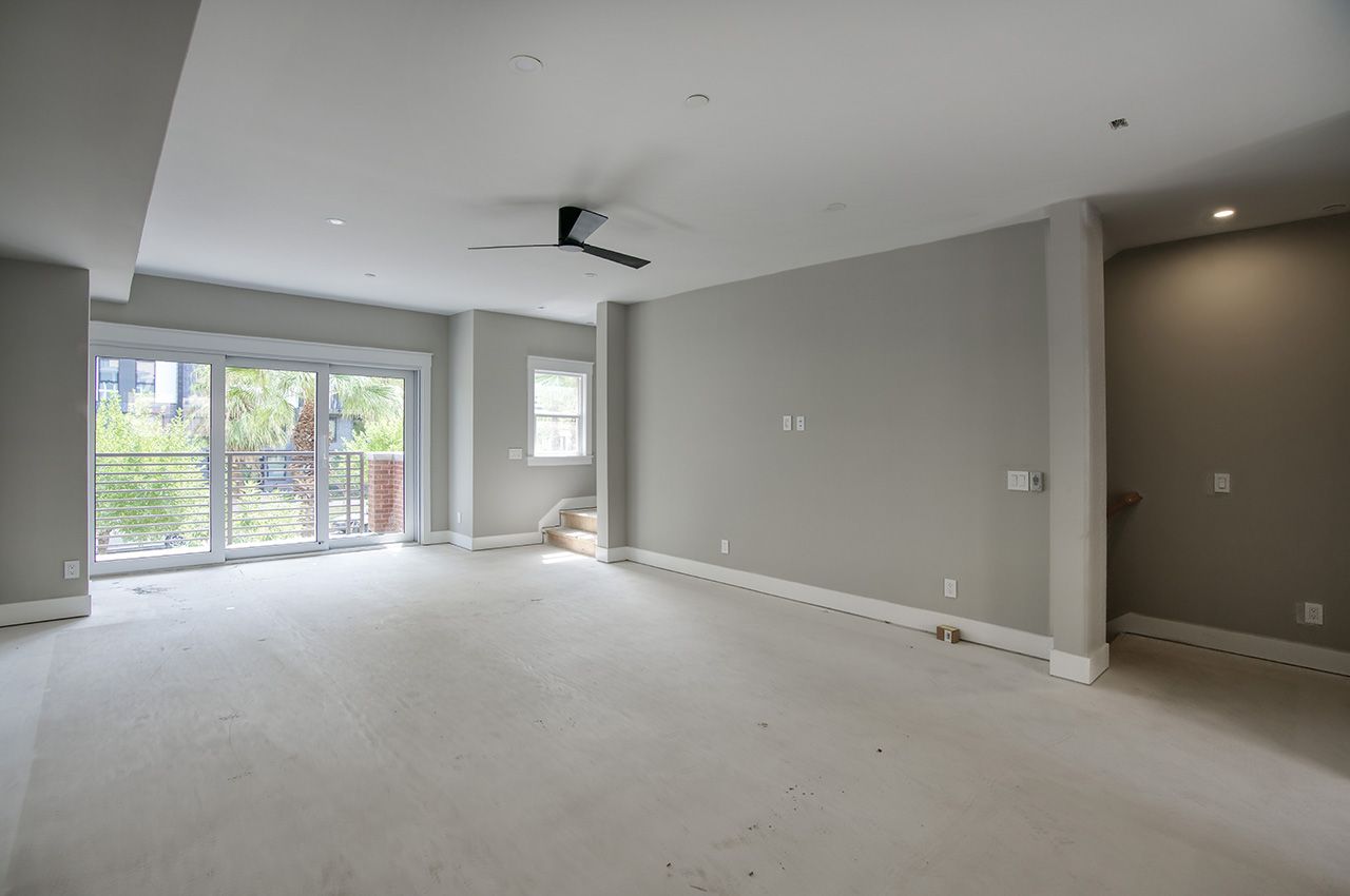 808 N 2nd Ave interior